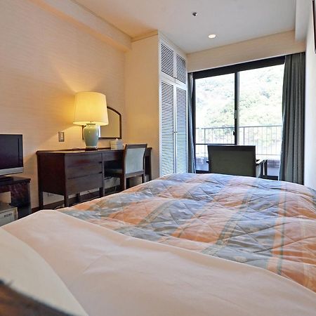 Takeo Century Hotel מראה חיצוני תמונה