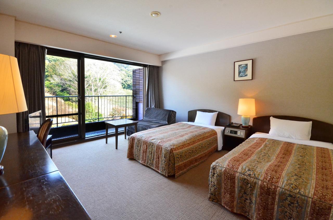 Takeo Century Hotel מראה חיצוני תמונה